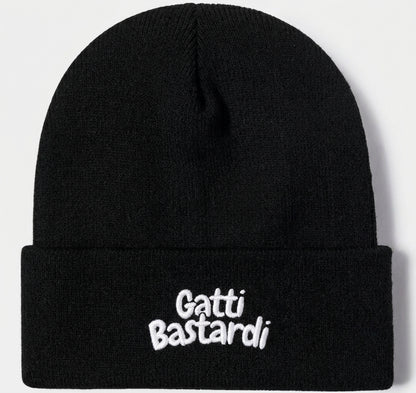 Berretto ricamato "PARLO SOLO CON I GATTI"