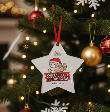 Addobbo natalizio "VAFFANCULO A TE E FAMIGLIA"